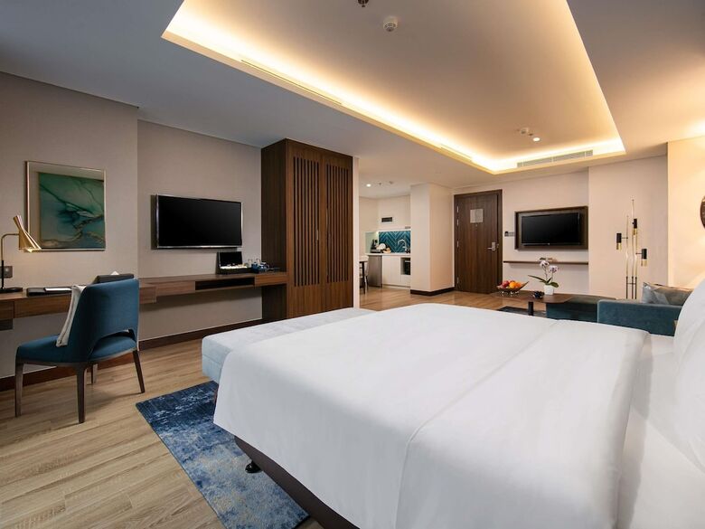 Hotel M�venpick Living West Hanoi