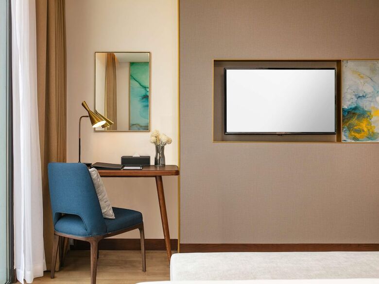 Hotel M�venpick Living West Hanoi