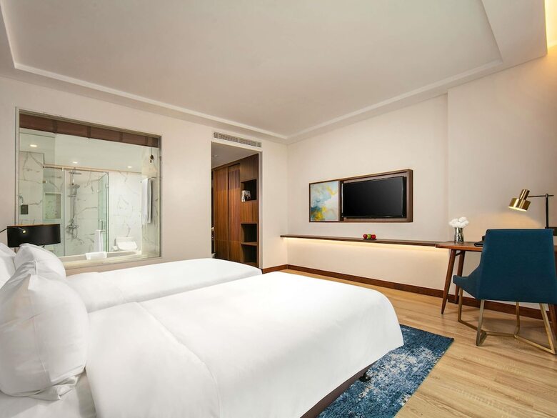 Hotel M�venpick Living West Hanoi