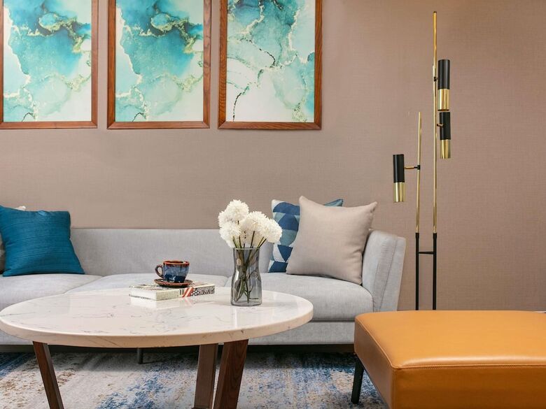 Hotel M�venpick Living West Hanoi