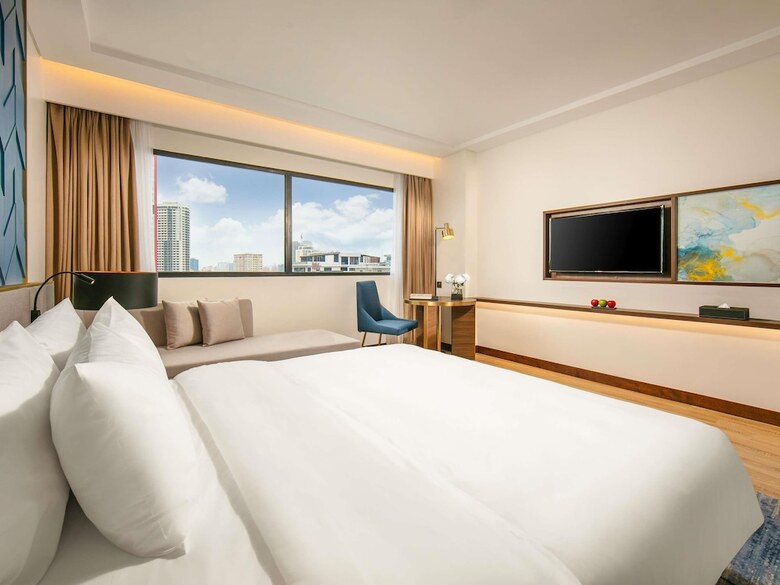 Hotel M�venpick Living West Hanoi