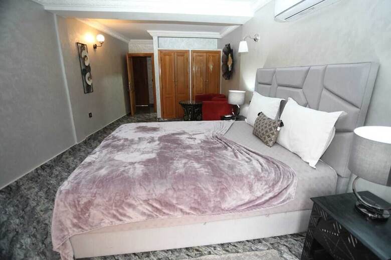 Hotel Equi Palace & Spa