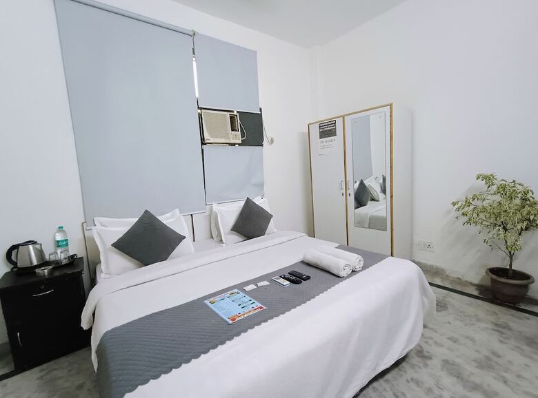 Hotel Hauz Khas Fort View