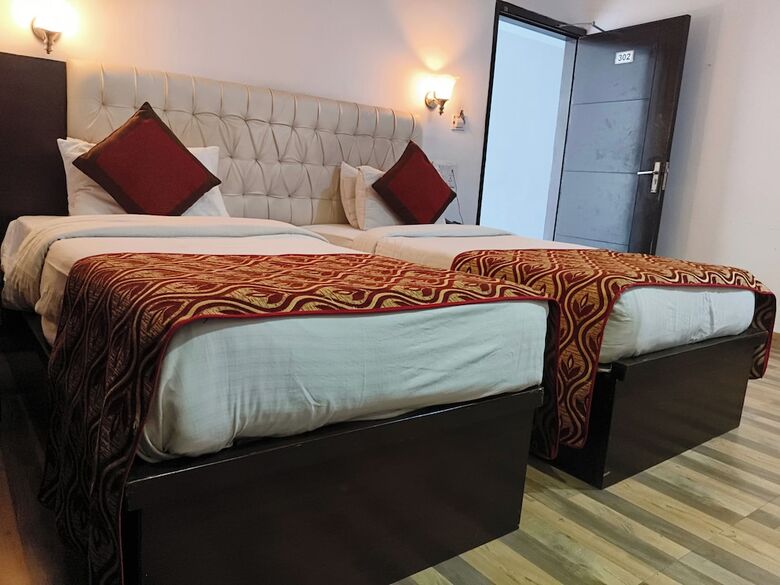Hotel Samovar By Goyal Hoteliers