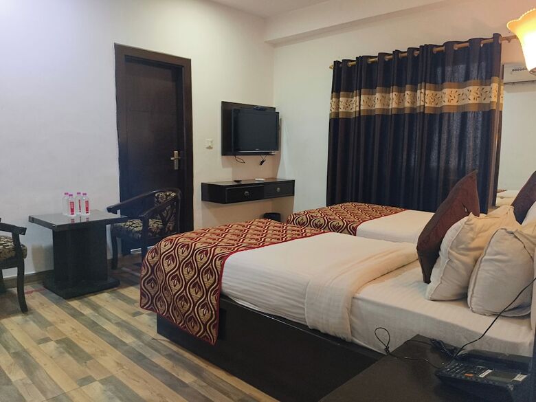 Hotel Samovar By Goyal Hoteliers