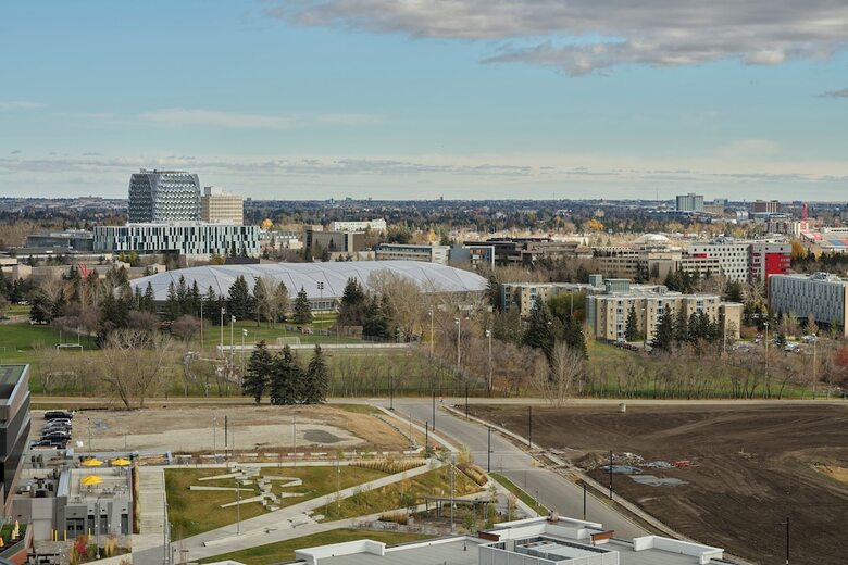 Alt Hotel Calgary University District