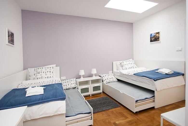 Paw Rooms