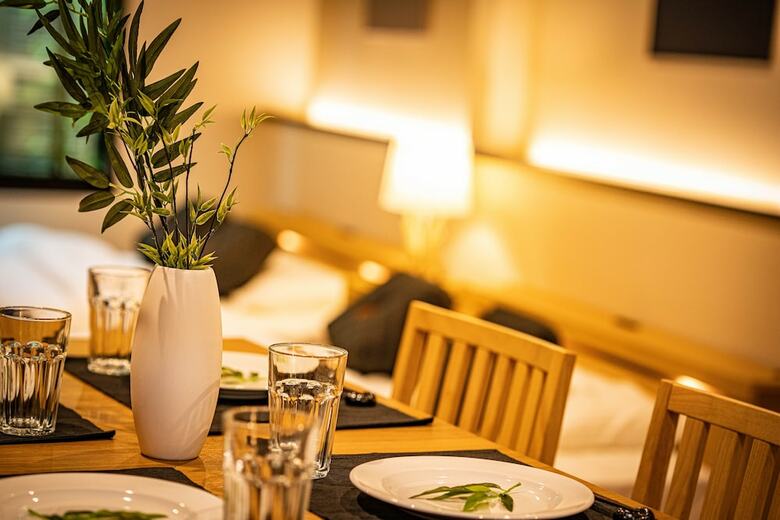 Apartamentos East One