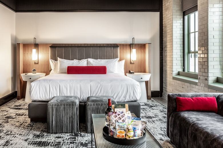 Bottleworks Hotel