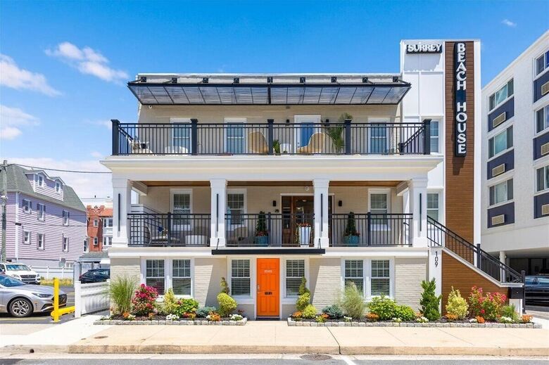 Hotel Surrey Beach House
