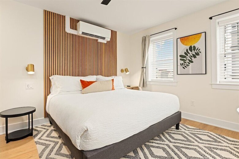 Hotel Surrey Beach House