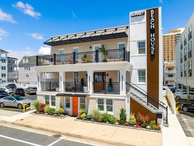 Hotel Surrey Beach House