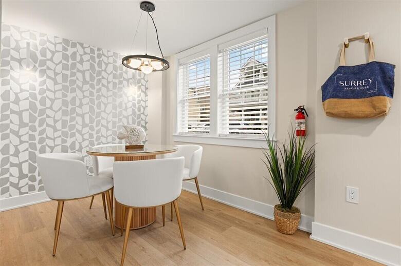 Hotel Surrey Beach House