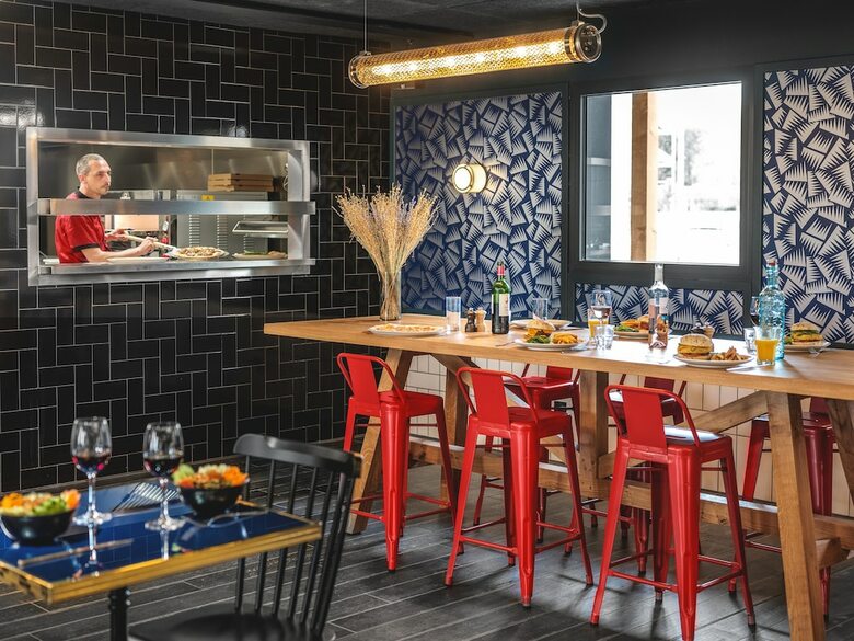 Eklo Hotels Paris Marne La Vall�e