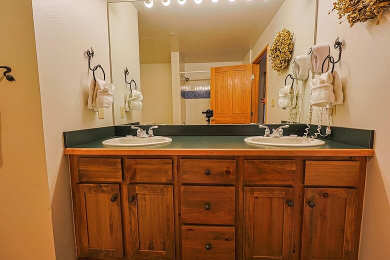 Hotel Bbcs Black Bear Lodge Deluxe 2bed 2bath