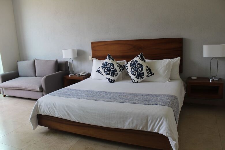Hotel La Reserva Chapala Resort