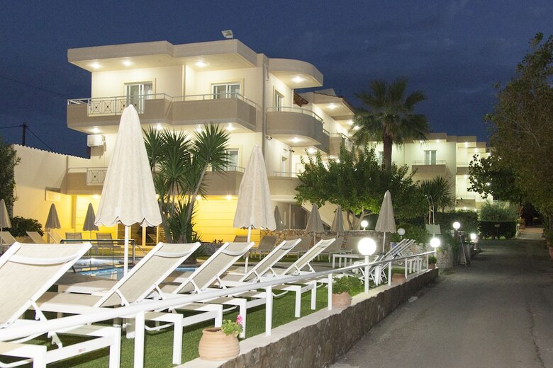 Aparthotel Blue Sky Hotel