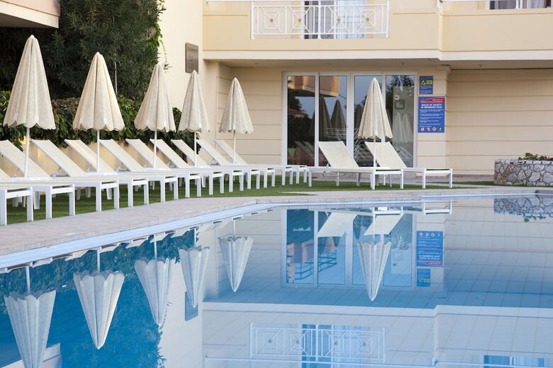 Aparthotel Blue Sky Hotel