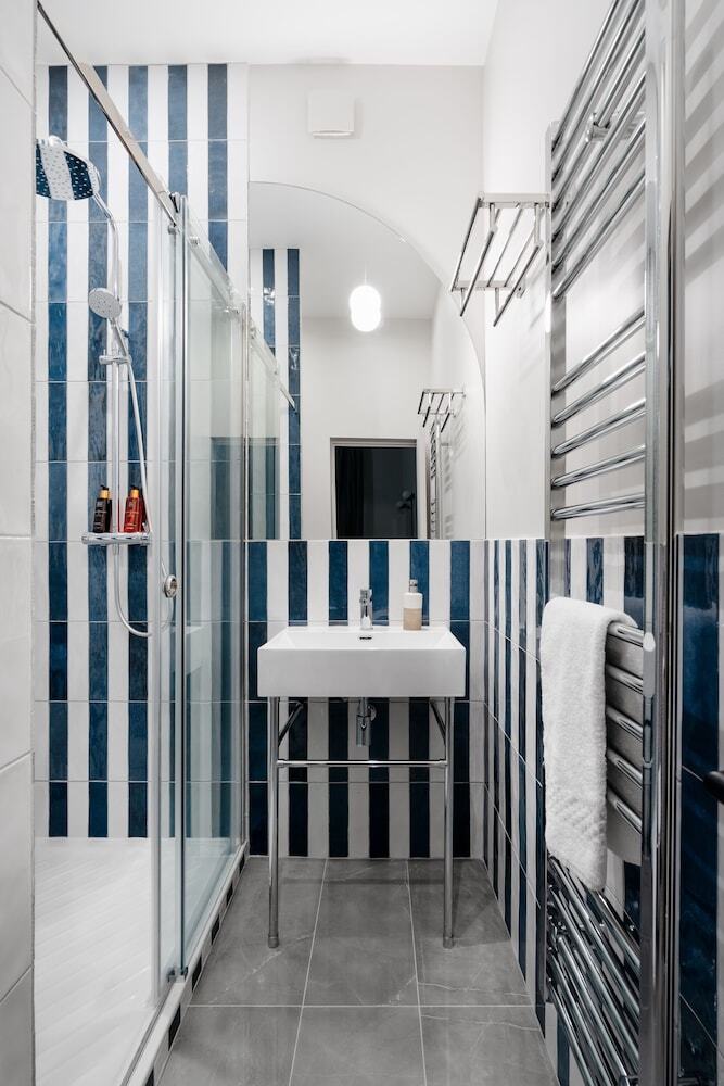 Edgar Suites Saint-lazare - Amsterdam