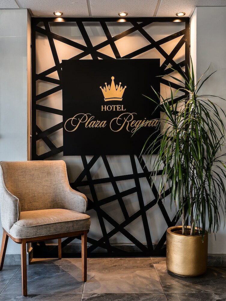 Hotel Plaza Regina Torre�n