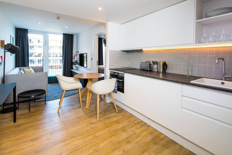 Hotel Staybridge Suites Cardiff By Ihg