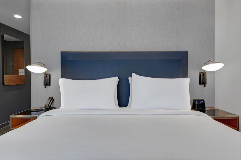 Hotel Courtyard By Marriott Hamilton