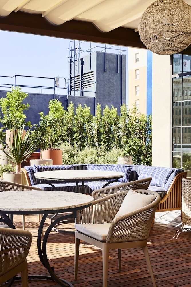 Hotel The Aster
