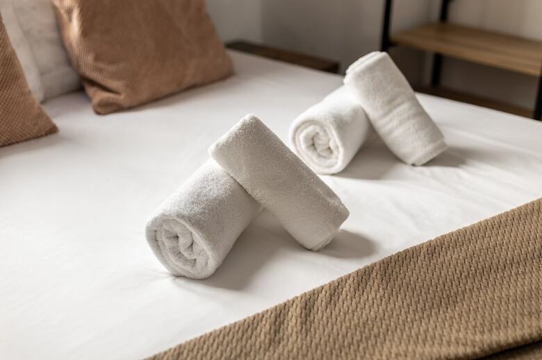 Hotel Antiguo Brondo Selfcheck-in Smart Rooms