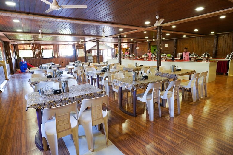 Hotel Kumar Plaza