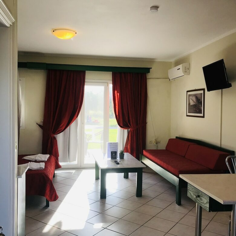Room In Apartment - L'eremo Luxury Studio