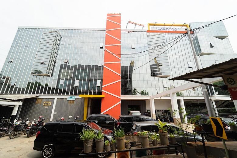 Hotel Koolkost Near Grand Kota Bintang