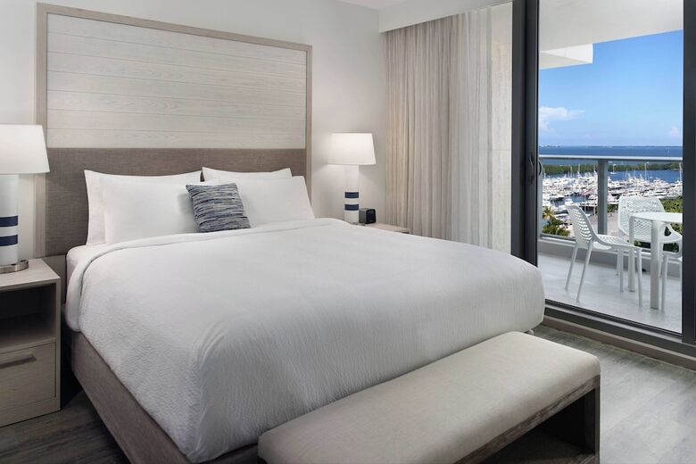 Hotel Courtyard By Marriott Miami Coconut Grove