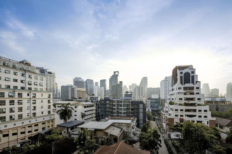 Hotel The Quarter Ploenchit By Uhg