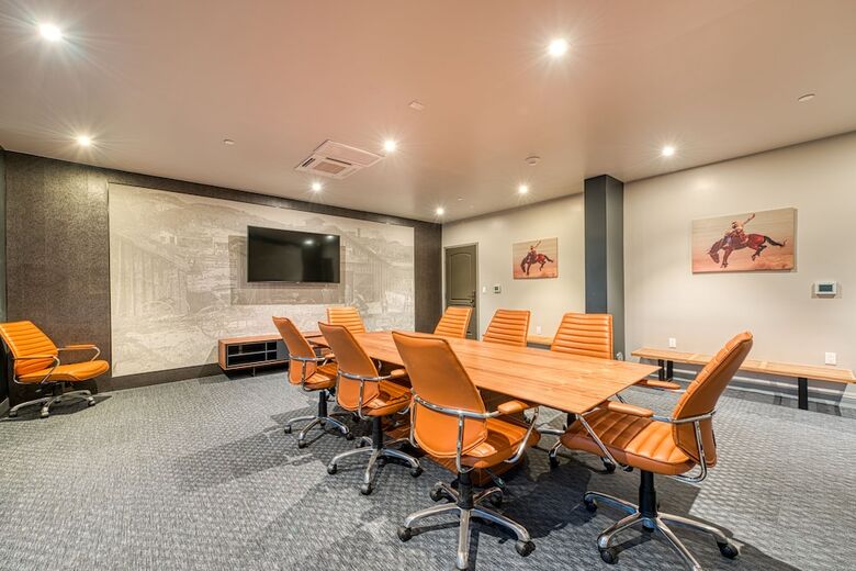 Hotel Lexen - Newhall