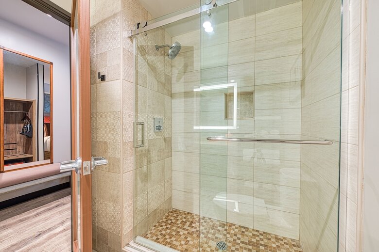 Hotel Lexen - Newhall