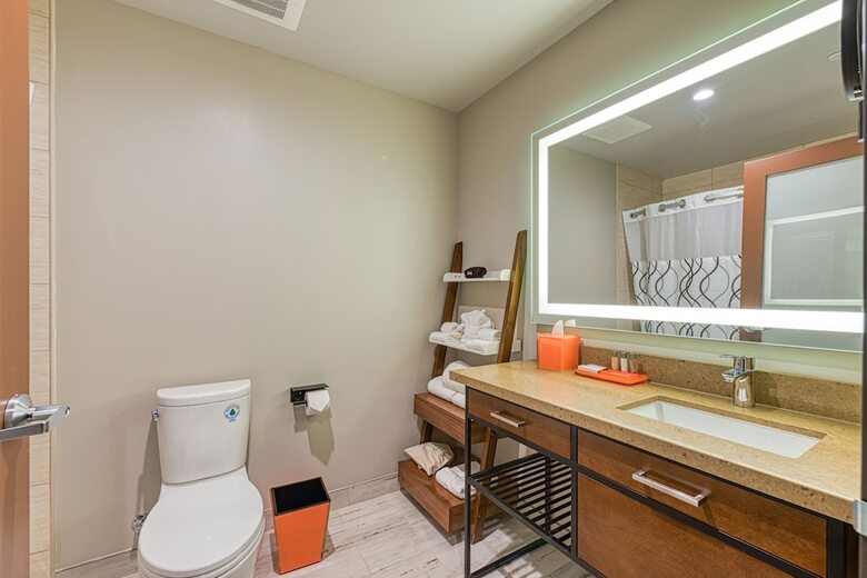 Hotel Lexen - Newhall