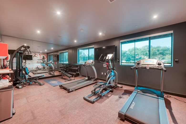 Hotel Lexen - Newhall