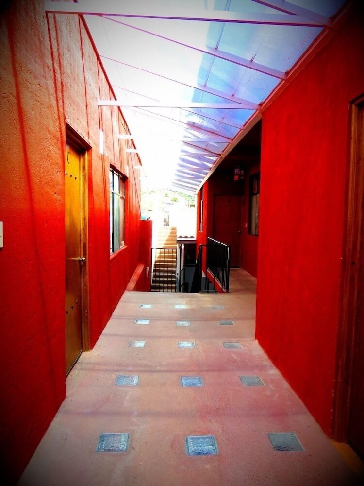 La Catrina Hostel And Breakfast