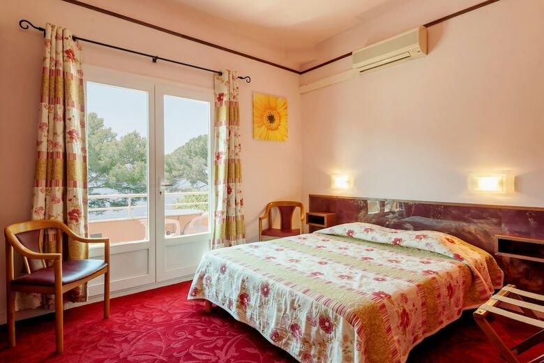 Hotel H�tel Le Proven�al