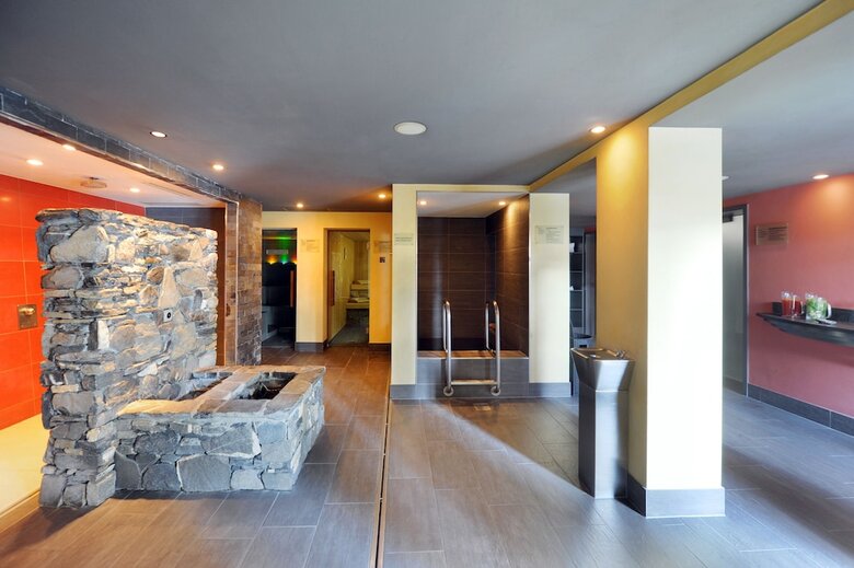 Hotel Eiger Mountain & Soul Resort