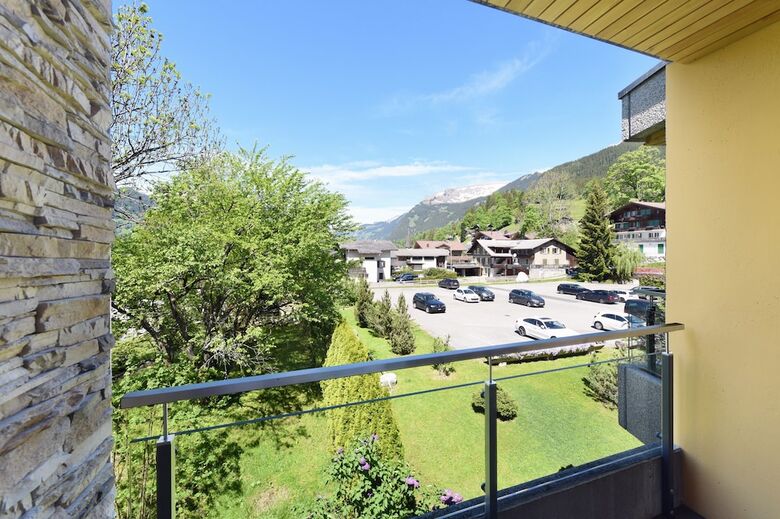 Hotel Eiger Mountain & Soul Resort
