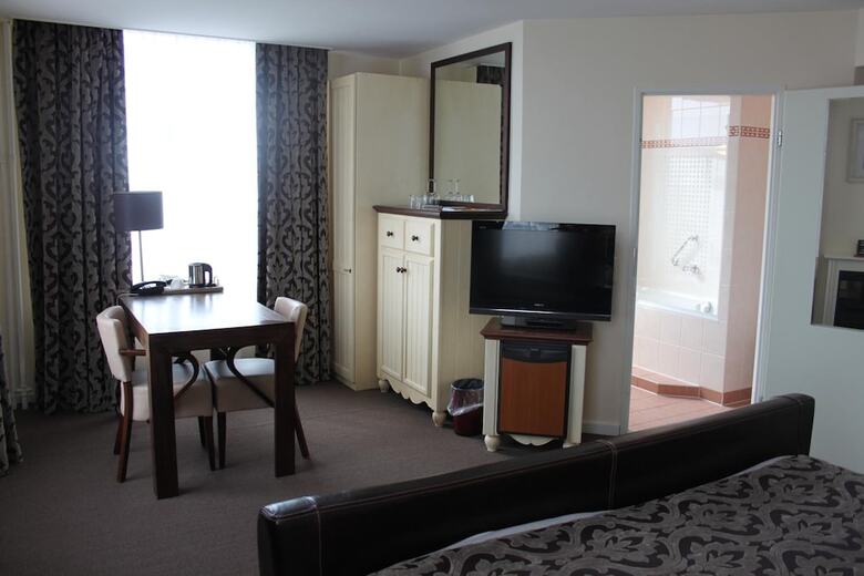 Hotel Het Rechthuis Aan Den Amstel