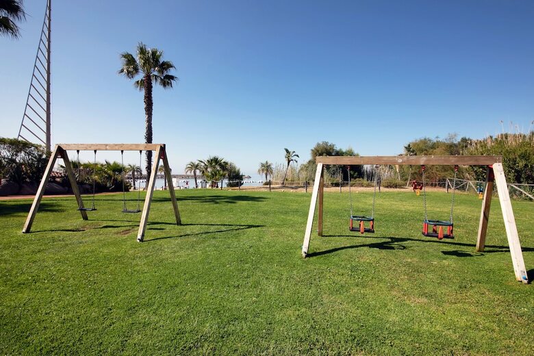 Phi Hotel Sighientu