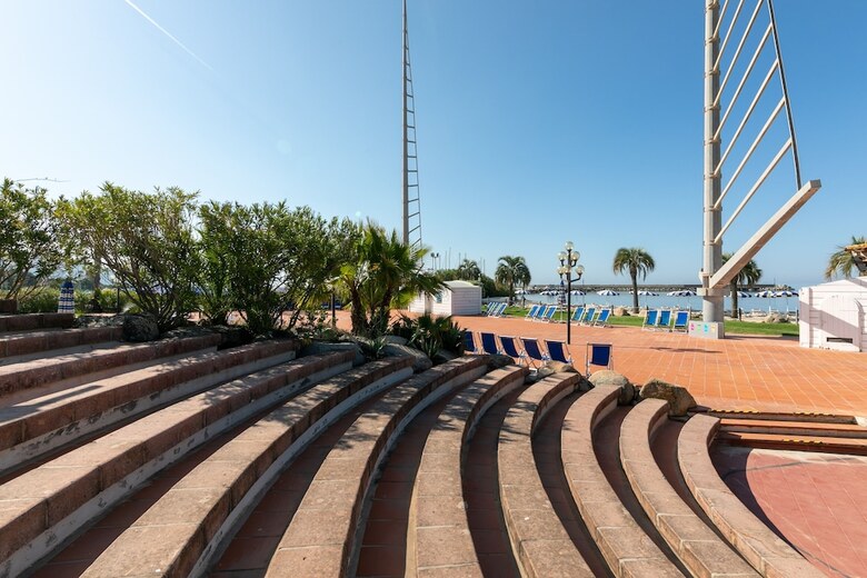 Phi Hotel Sighientu