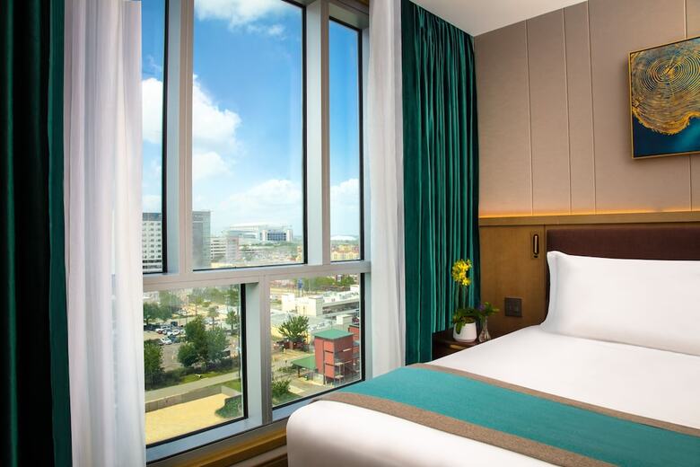 Blossom Hotel Houston, Curio Collection By Hilton