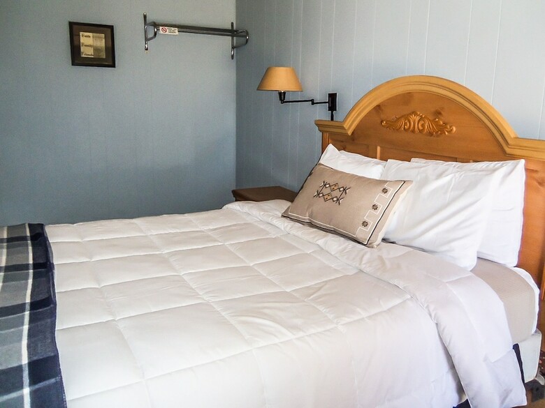 The Gold Pan Motel