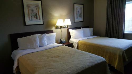 Motel Fairbridge Inn Express