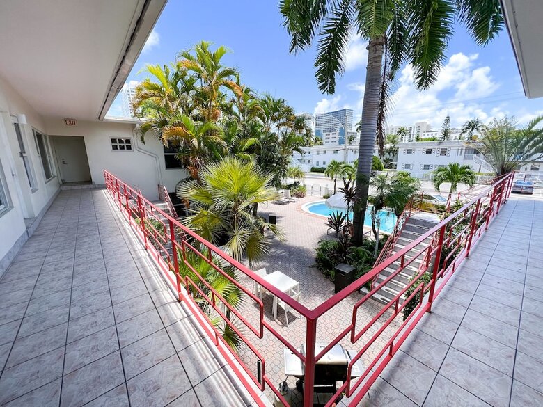 Winterset A North Beach Village Resort Hotel