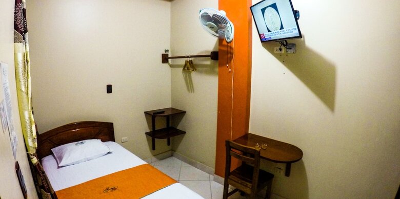 Hotel Flor Del Valle