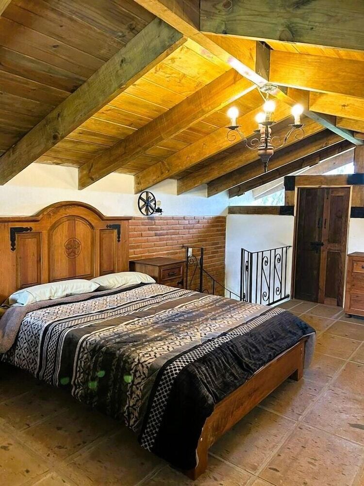 Hotel Caba�as Del Bosque